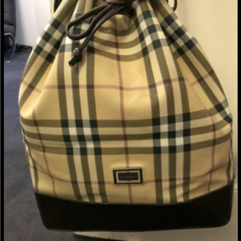 Designer Inspired Beige and Brown Bucket Bag Absolutely No Callouts!